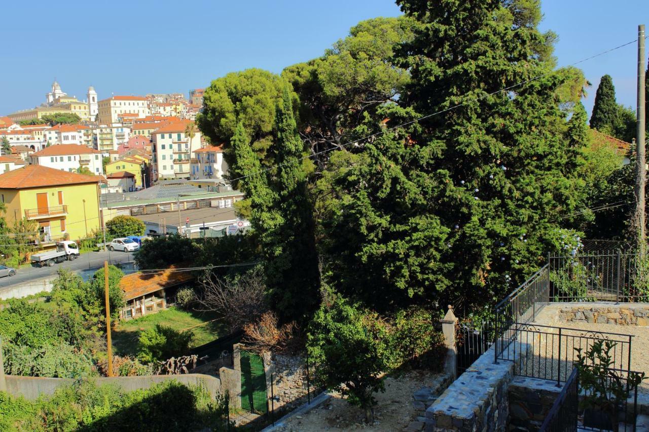 Casa Laura Villa Imperia Buitenkant foto