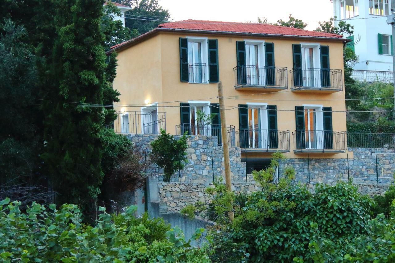 Casa Laura Villa Imperia Buitenkant foto